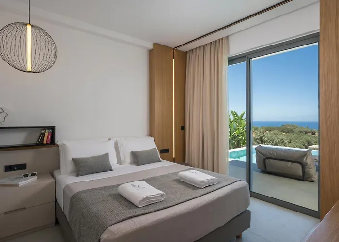 Sky Sea View Heated Pool Chania (Crete)